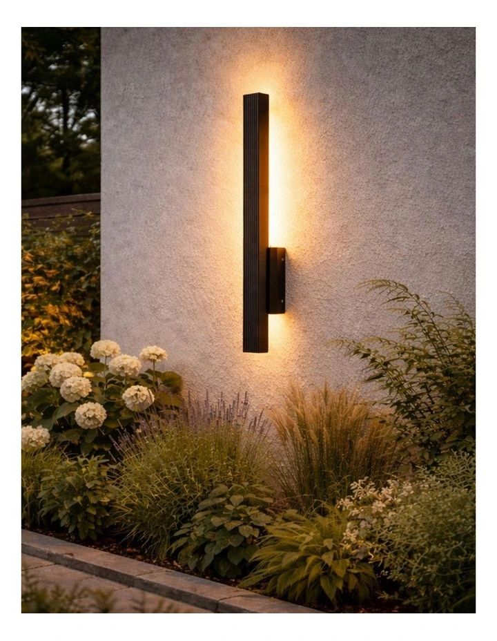 Brynn LED Outdoor Wall Light Black image 5