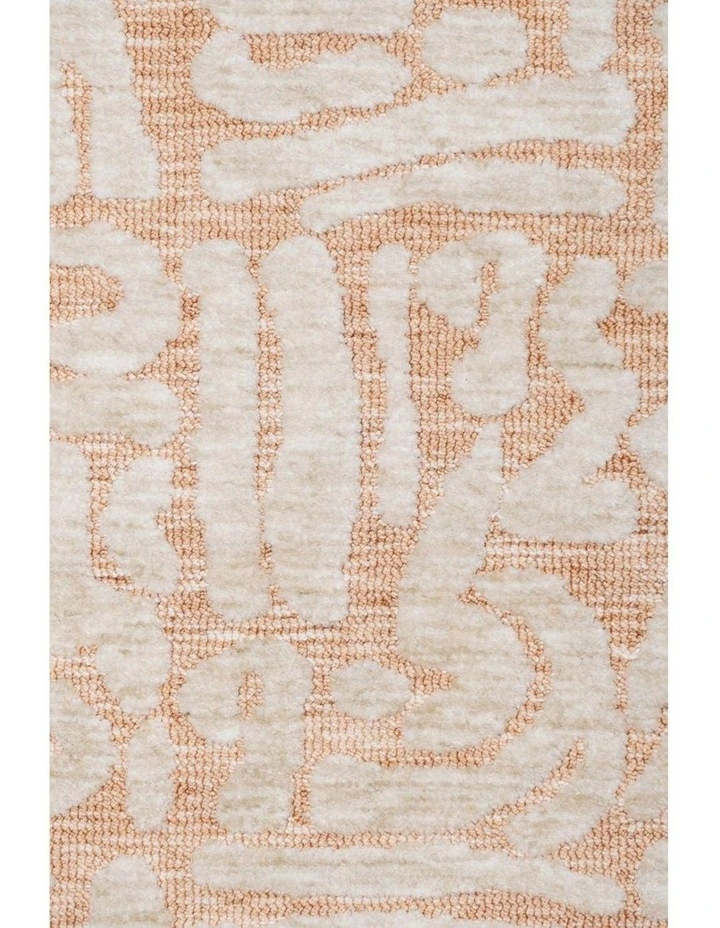 MISS AMARA MIRANDA PEACH AND CREAM TRANSITIONAL TRIBAL RUG image 4