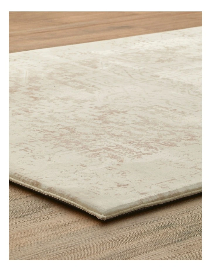 Cushy Asha Rug image 4