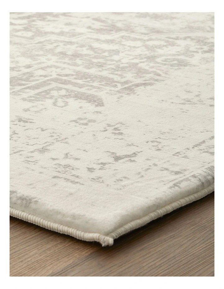 Cushy Asha Rug image 7