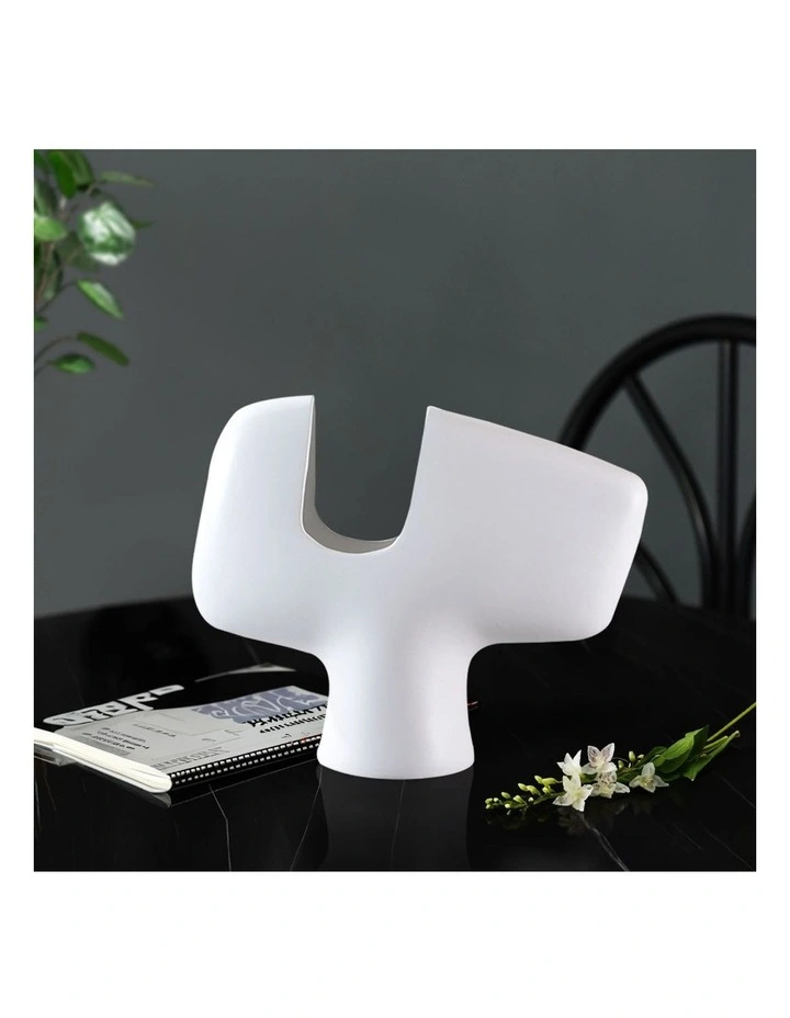SOGA 35cm White Curved Sculptural Ceramic Vase image 2