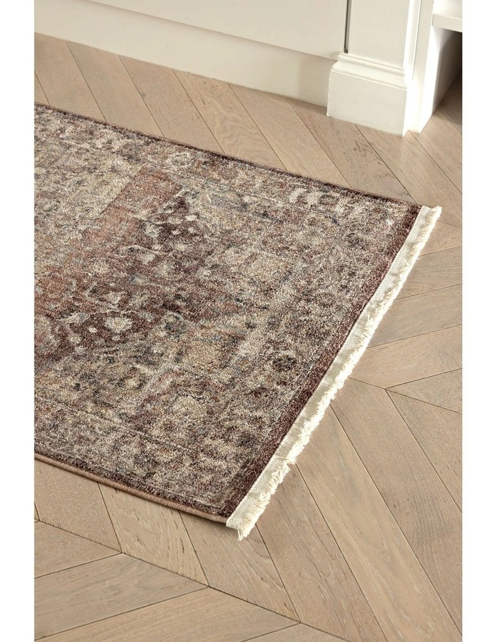 Darren Palmer Heirloom Runner Rug image 3