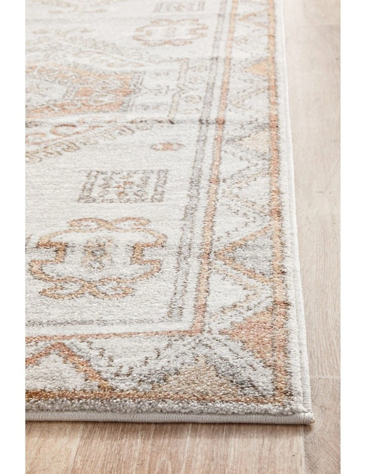 Mayfair Caitlen Runner Rug image 6