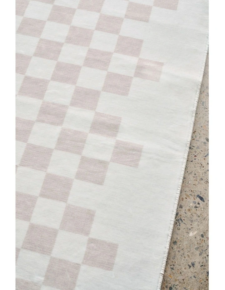 Revive Toshi Washable Rug image 4
