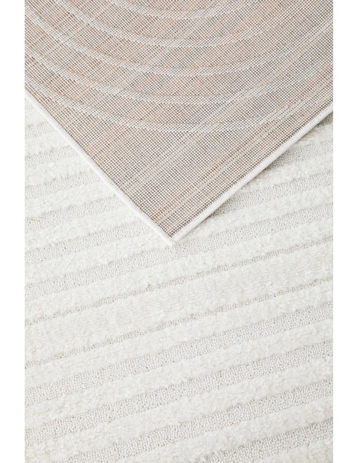 Lotus Carl Rug image 5
