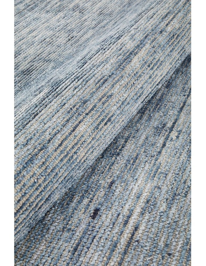 Allure Rug image 4