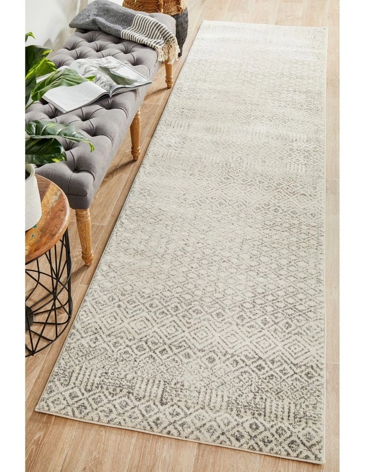 Evoke 265 Runner Rug image 2