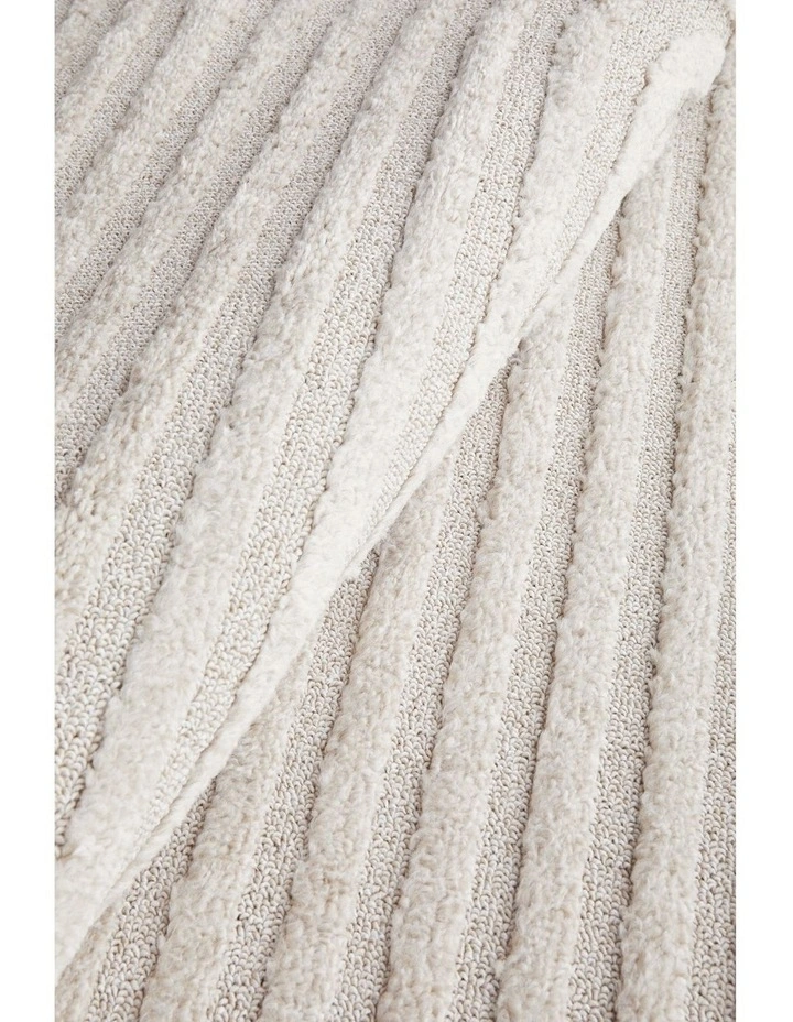Lotus Carl Rug image 7