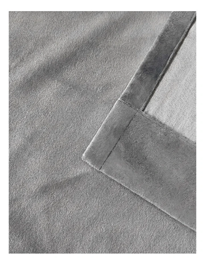 Marlow Blackout Curtains 2 Panels Velvet Room Darkening Eyelet Curtains Grey image 4