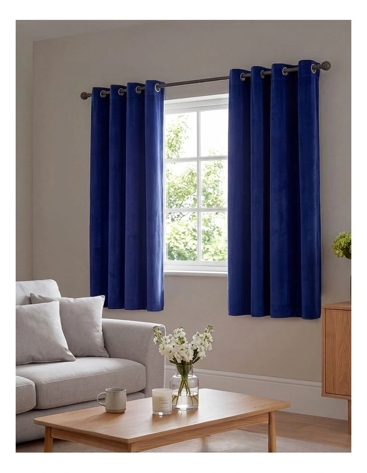 Marlow Velvet Blackout Curtains 2-Panel Room Darkening Eyelet Curtains 132x160cm image 7