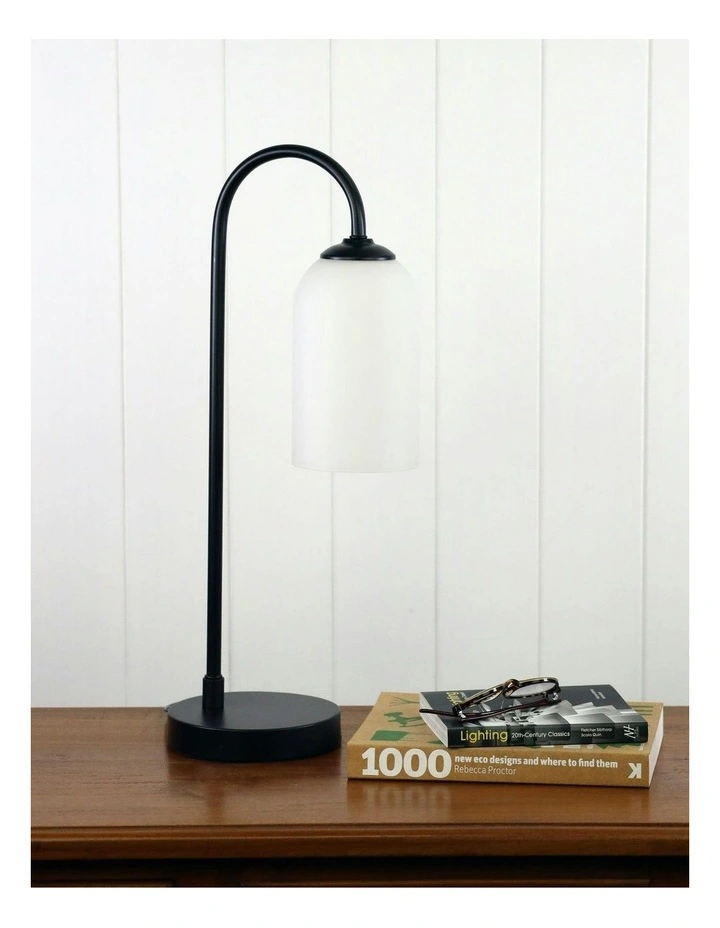 Arlington Table Lamp image 3