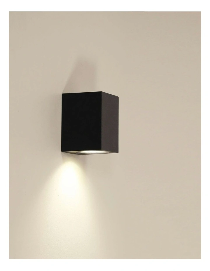 Atlas Outdoor Wall Light Black image 2