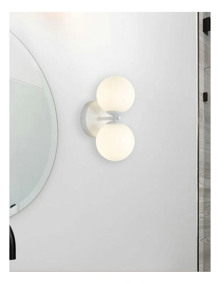 Oberon 2 Wall Light White image 3