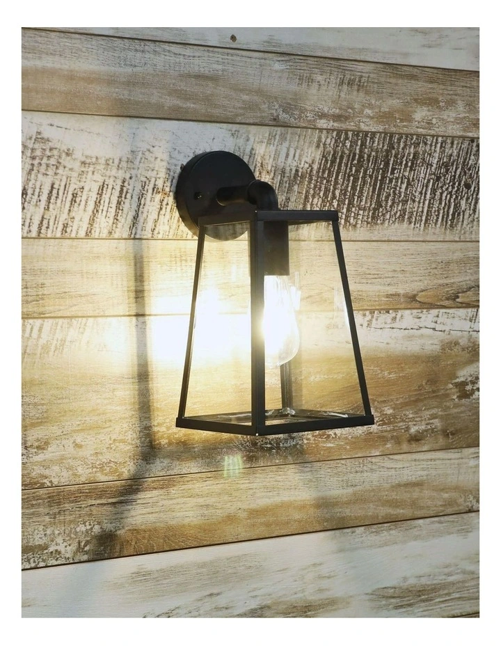 North Outdoor Wall Light Black image 3