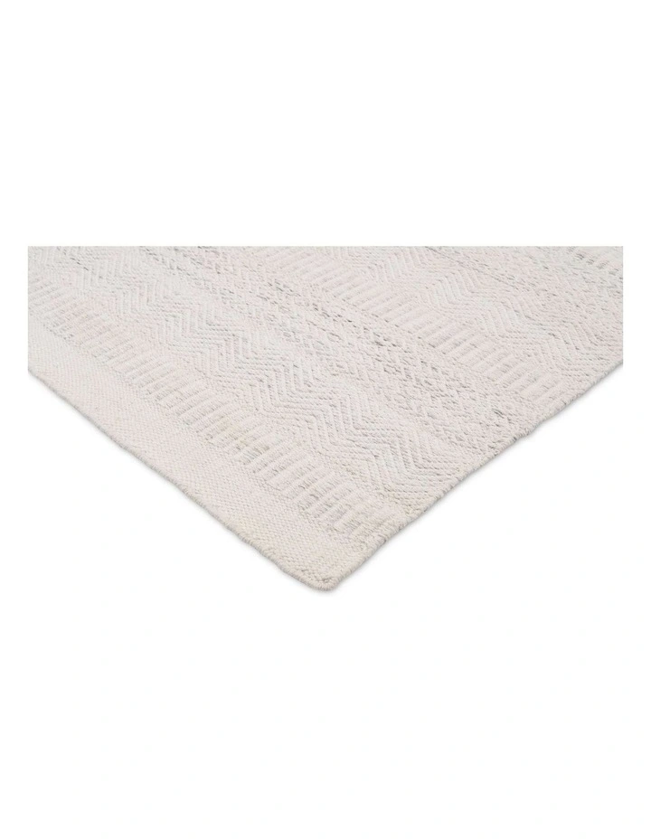 MISS AMARA  LORETTA CREAM AND GREY INDOOR OUTDOOR P.E.T RUNNER RUG image 2