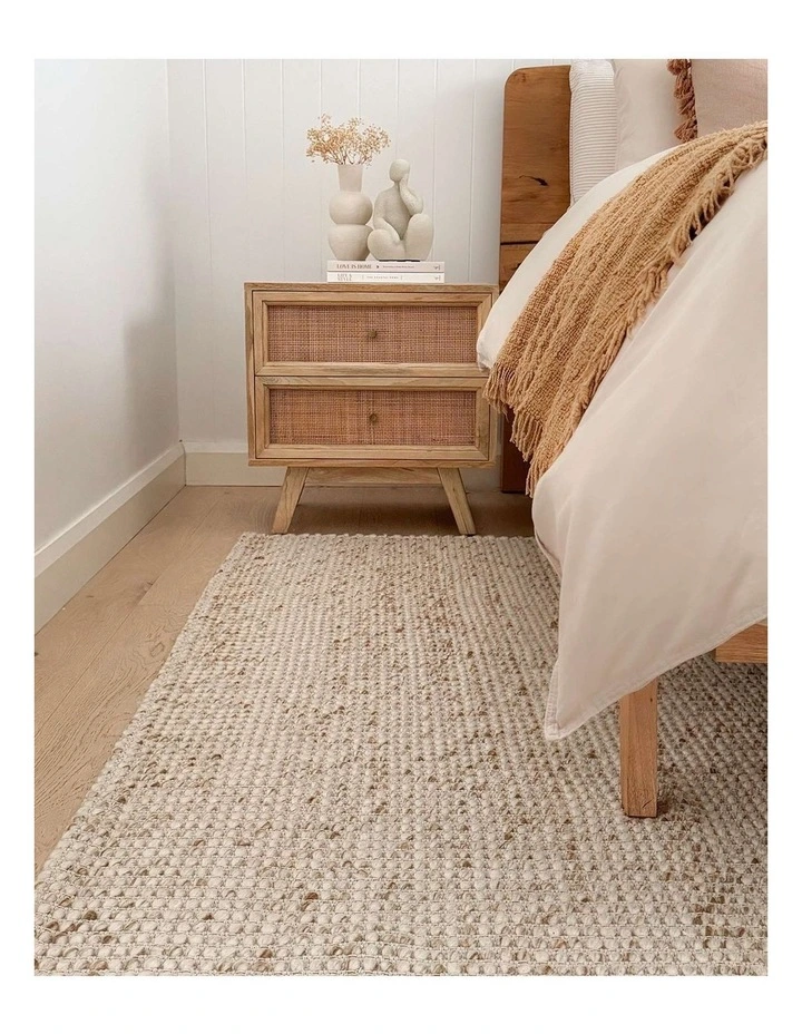 MISS AMARA INDYA MARBLED CREAM AND BEIGE CHUNKY WOOL RUG image 6