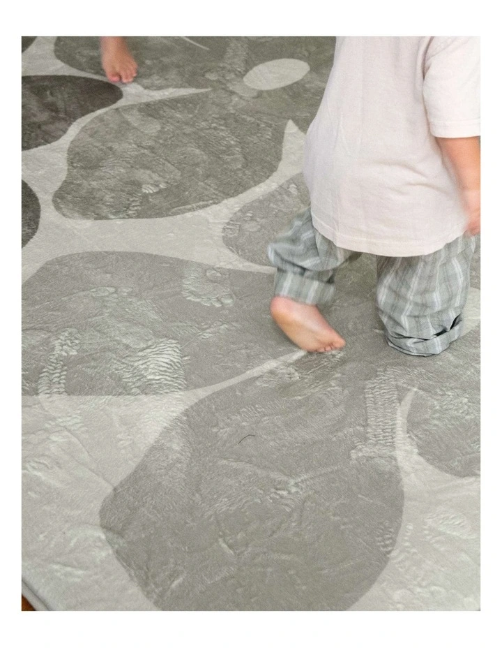 MISS AMARA  RORY GREY GREEN FLOWERS ROLLIE POLLIE ROUND PLAYMAT image 5