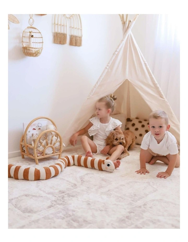 MISS AMARA PATINA CREAM AND BEIGE DISTRESSED WASHABLE RUG image 7