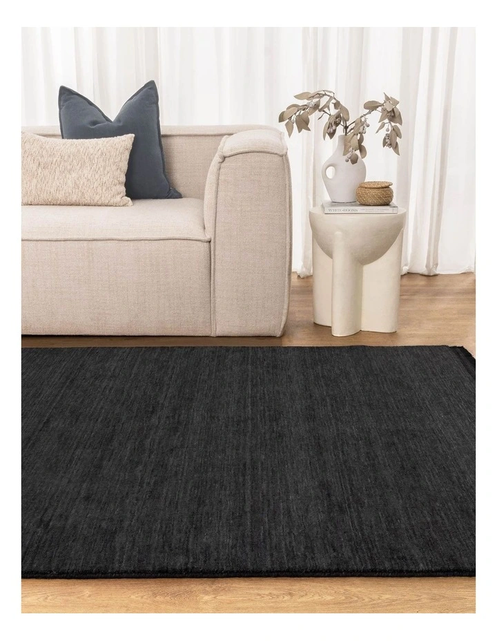 Charleston Hand-Knotted Wool Rug Charcoal image 4