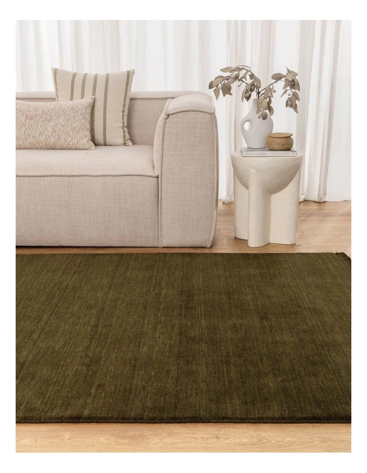 Charleston Hand-Knotted Wool Rug Green image 4