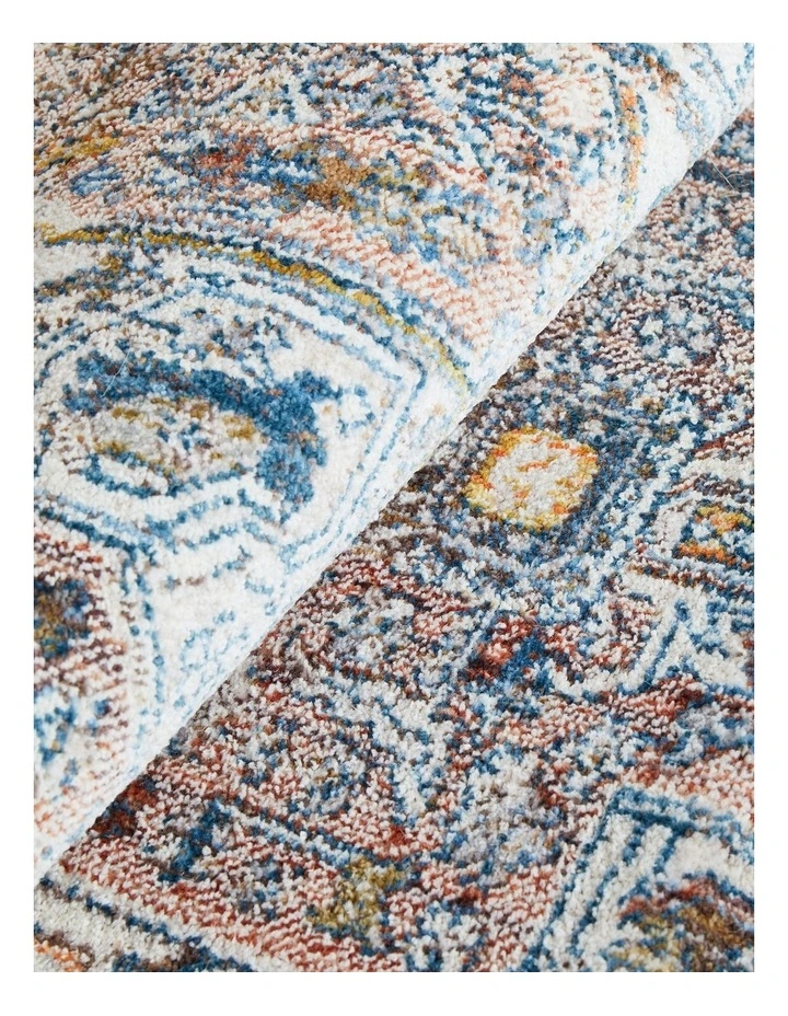Heriz Runner Rug image 4