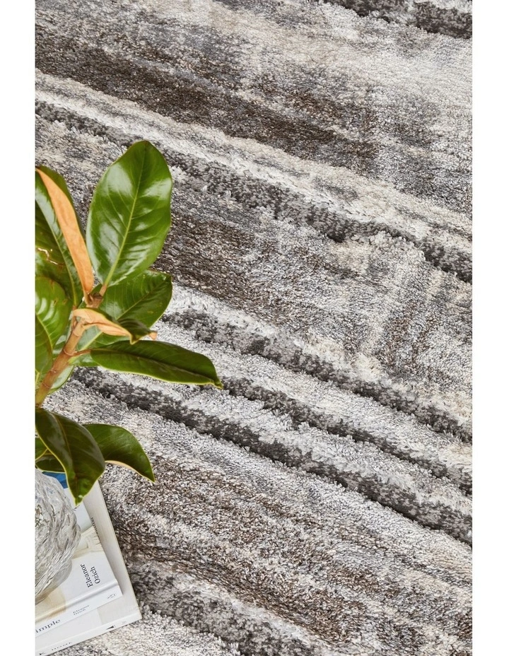 Himali Baley Rug image 4