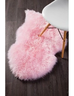 Natural New Zealand Sheep Skin Rug