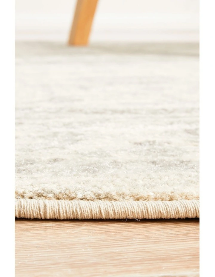 Evoke 261 Round Rug image 7
