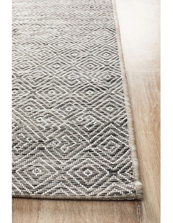 Terrace 5500 Runner Outdoor Rug image 4