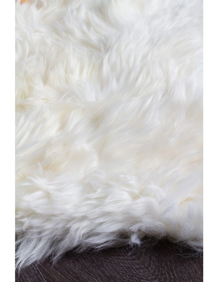 Natural New Zealand Sheep Skin Rug image 2