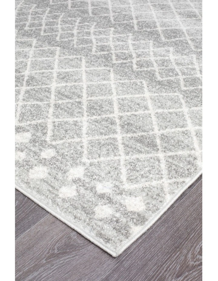 Oasis 454 Runner Rug image 2