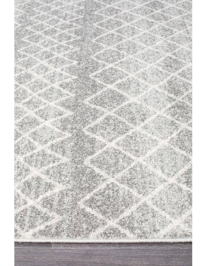 Oasis 454 Runner Rug image 3