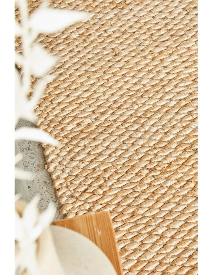 Hive Rug image 3
