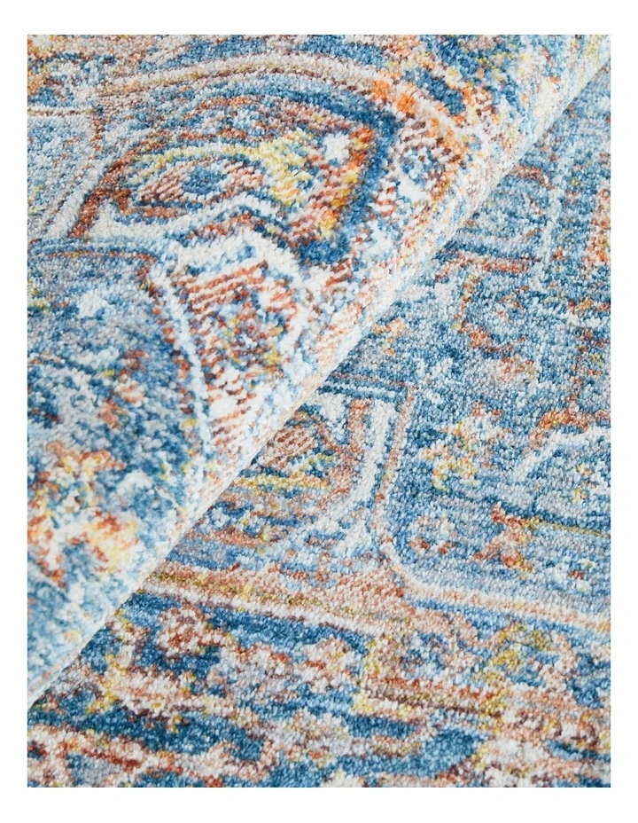 Heriz Runner Rug image 4