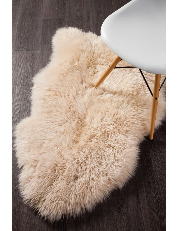 Natural New Zealand Sheep Skin Rug image 1