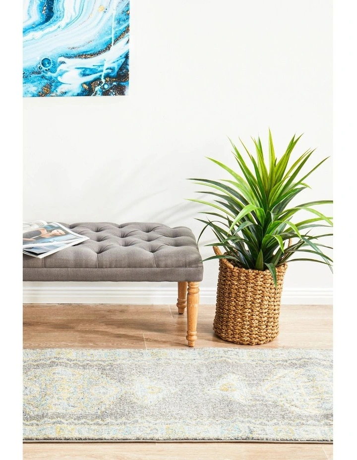 Century 944 Runner Rug image 4