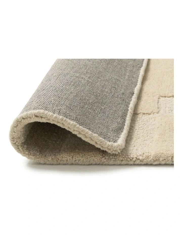 LOOPSIE NAVONA OAT CHECKED BORDER WOOL RUG image 3