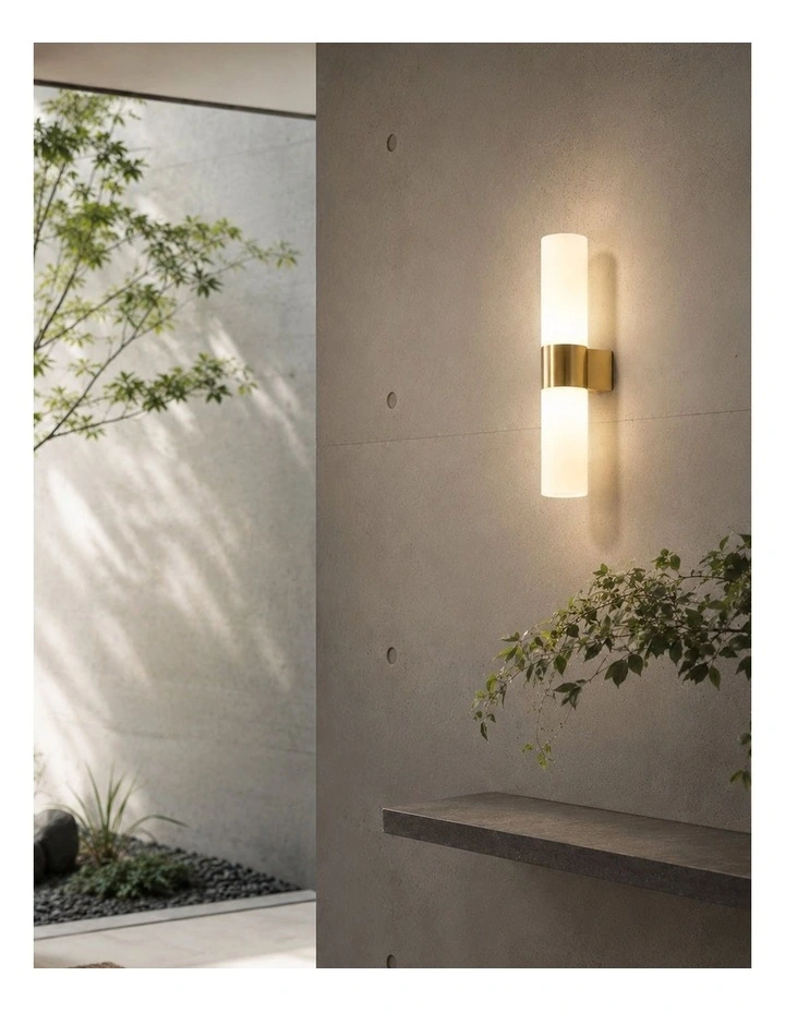 Yara Wall Sconce - Brass image 4