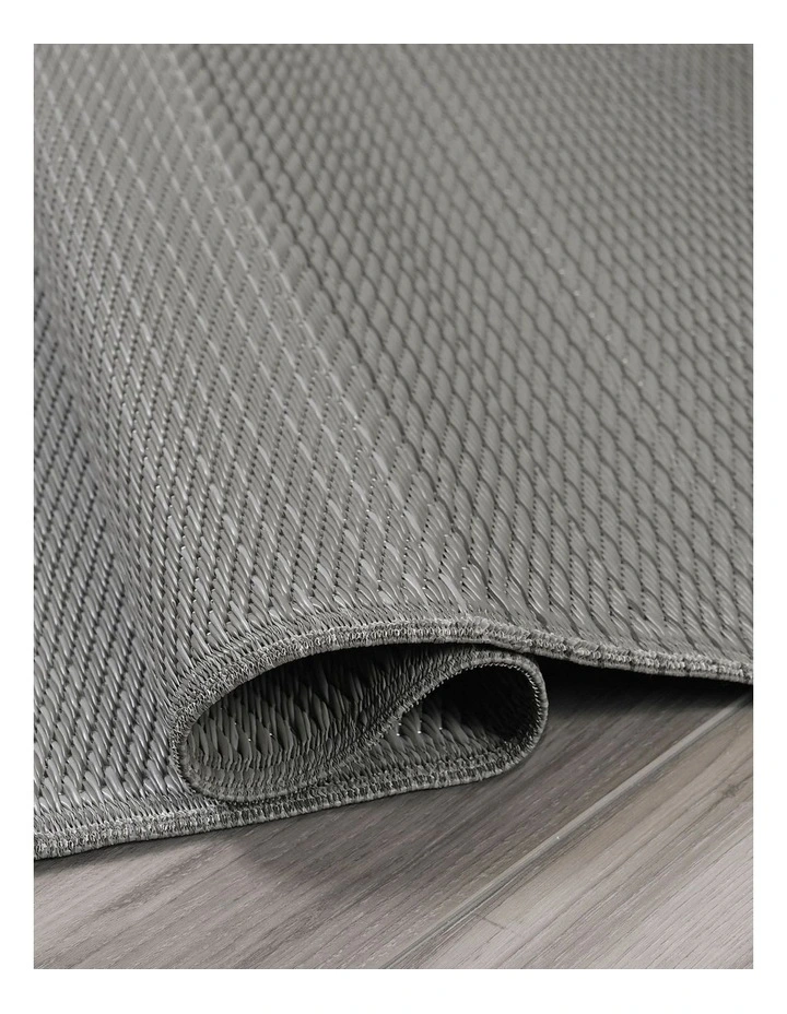 Fab Habitat Big Sur Modern Recycled Plastic Outdoor Rug in Ash Grey image 3