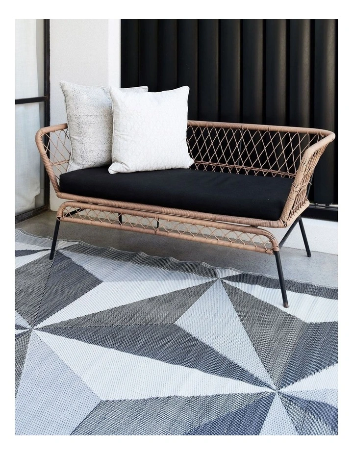 Fab Habitat Geostar Glacier Outdoor Rug in Grey image 2