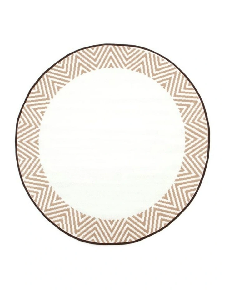 Fab Habitat Olympia Modern Recycled Plastic Round Outdoor Rug in Beige & White image 3