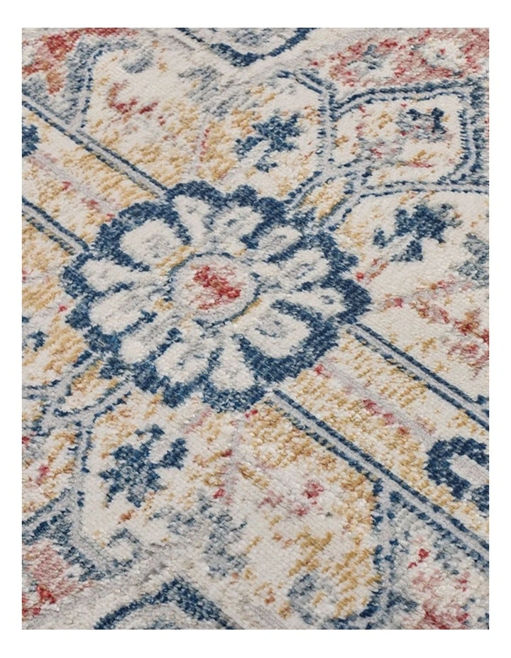 Fab Habitat Soreaq Traditional Distressed Rug in Pale Rose and White image 3