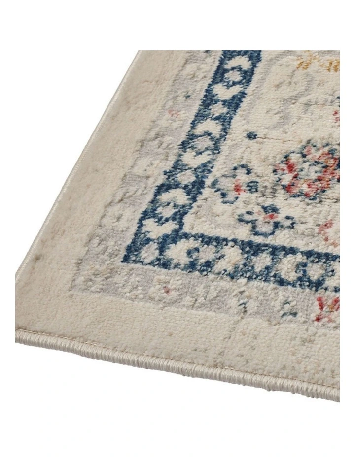 Fab Habitat Soreaq Traditional Distressed Rug in Pale Rose and White image 5