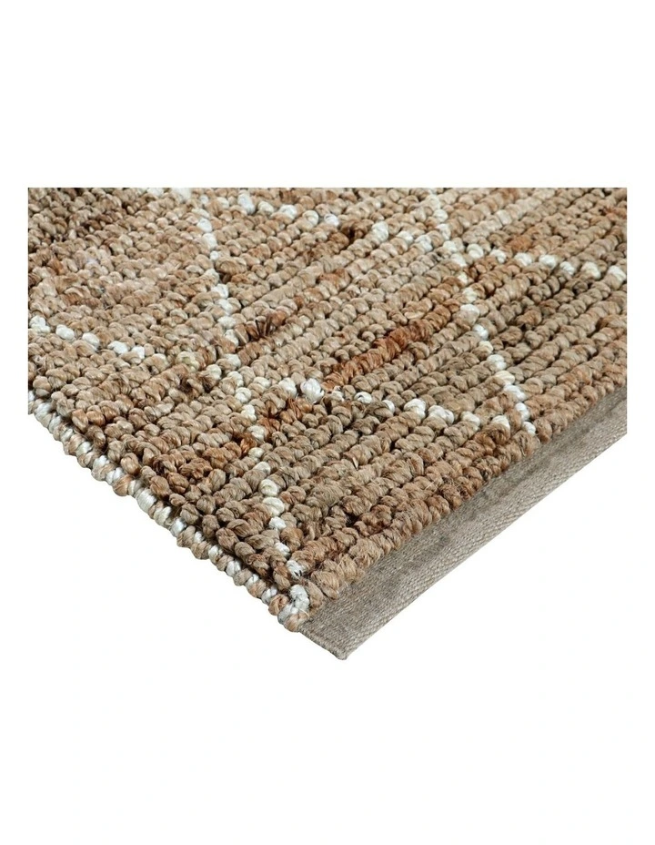 Fab Habitat Anant Decorative Diamond Pattern Natural Fibre Jute Rug in White And Natural image 3