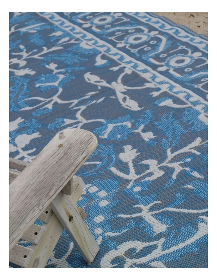 Fab Habitat Nain Recycled Plastic Outdoor Rug in Blue image 6