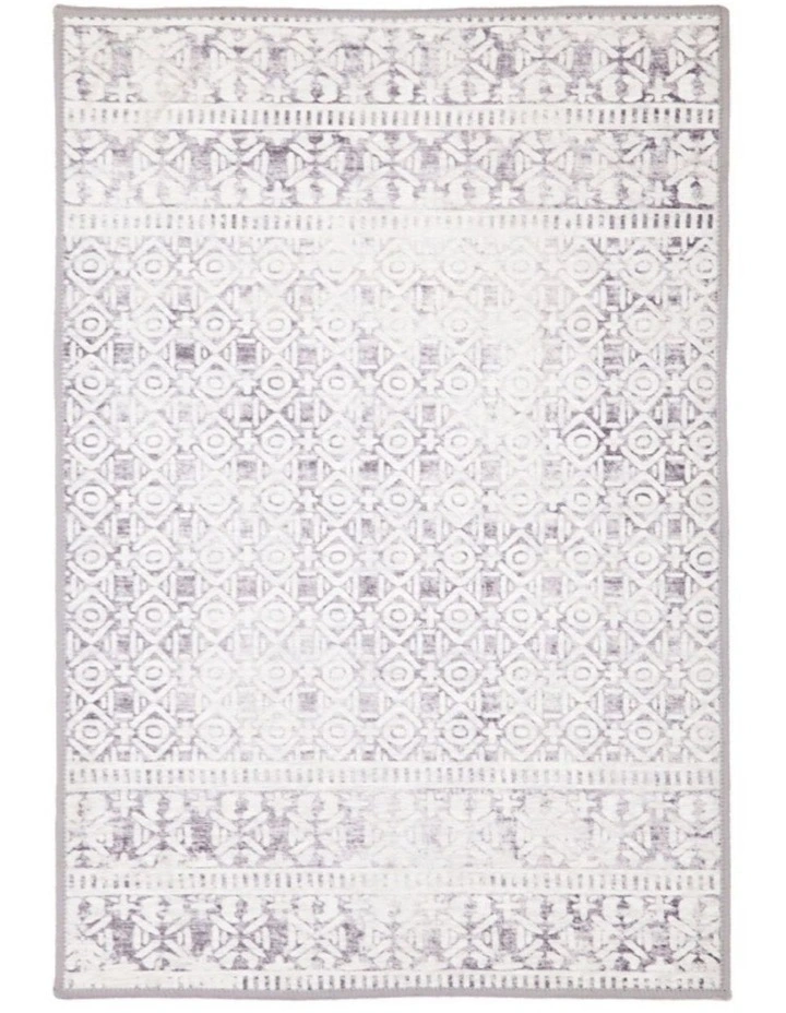 Fab Habitat Oran Traditional Distressed Non Slip Rug in Multicolour image 1