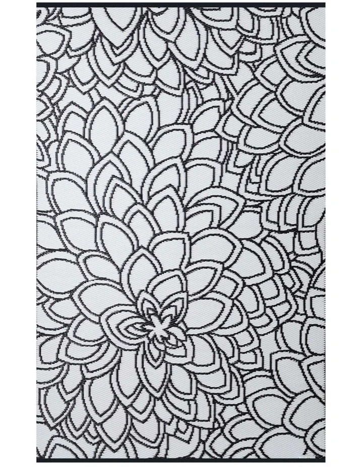 Fab Habitat Eden Floral Recycled Plastic Outdoor Rug in Black and White image 3