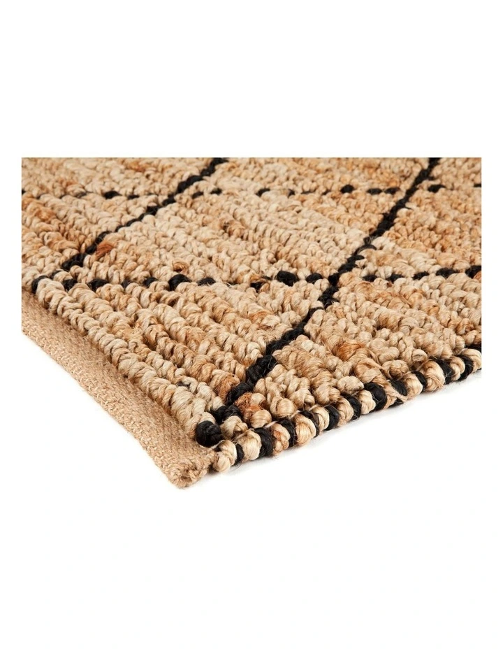 Fab Habitat Anant Decorative Diamond Pattern Natural Fibre Jute Rug in Black And Natural image 3