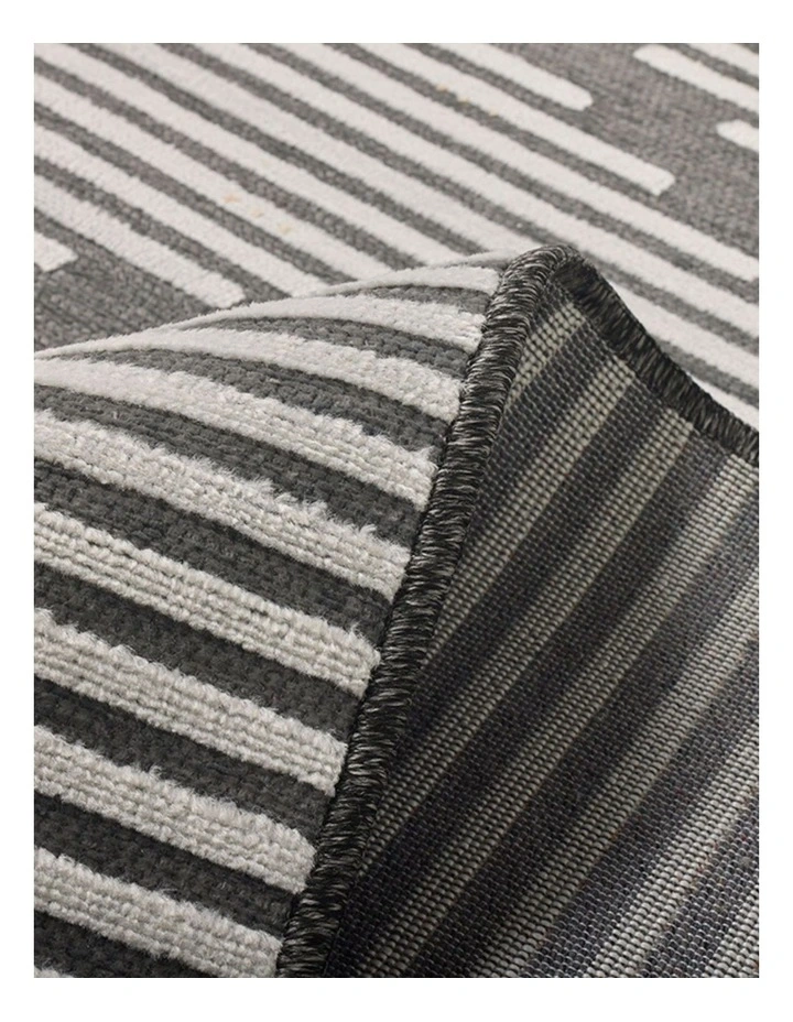 Fab Habitat Colut Indoor Outdoor Rug in Grey image 3