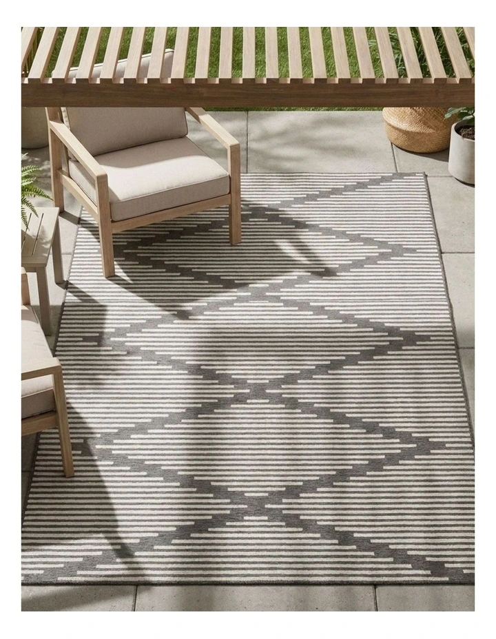 Fab Habitat Colut Indoor Outdoor Rug in Grey image 7